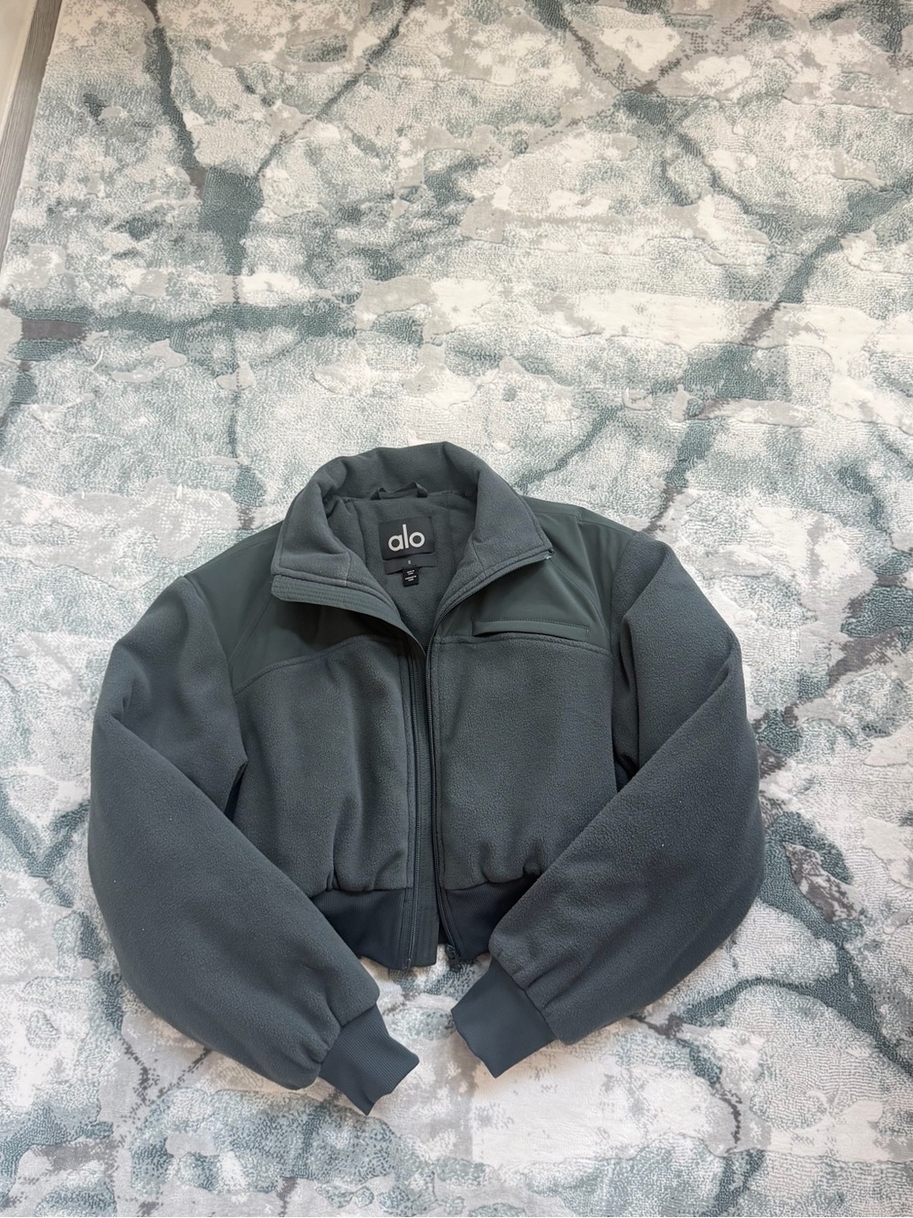 ALO Yoga Women's Dark Green Cropped Bomber Jacket - Picture 2 of 5